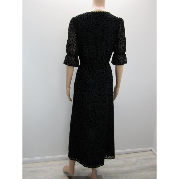 BELLEVUE THE LABEL BLACK VELVET PRINT DEEP V-NECK MAXI DRESS - Picture 2 of 6